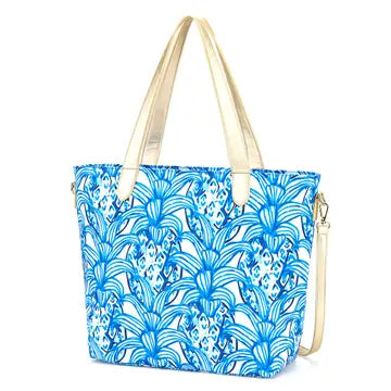 Lookin' Pine Travel Tote