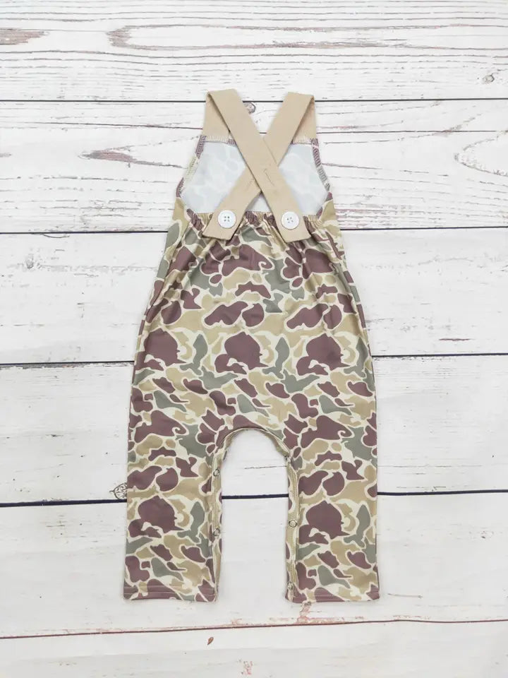 Infant Boy Camouflage Deer Appliqué Jumpsuit