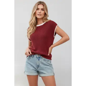 Rolled Sleeve Contrast Trim Knit Top