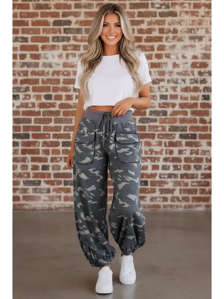 Camouflage Cargo Pocket Drawstring Barrel Pants